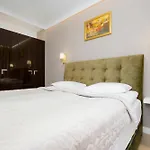 Stylish Grzybowska By Renters Appartamento