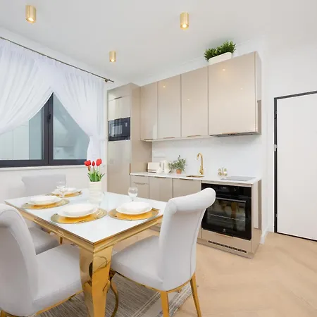 Stylish Grzybowska By Renters Апартаменты *