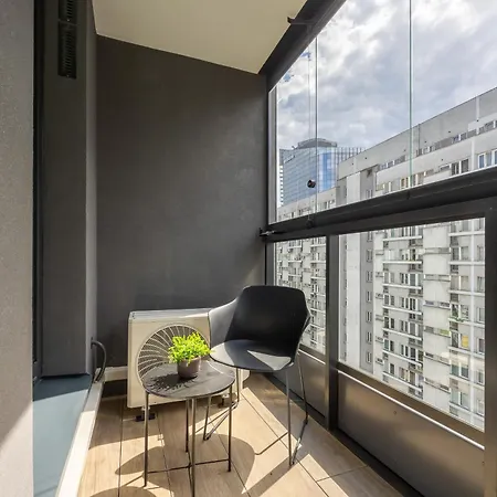 Апартаменты Stylish Grzybowska By Renters *