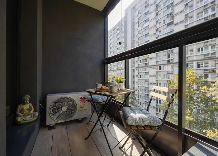 Stylish Grzybowska By Renters * Varsó