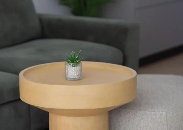 Stylish Grzybowska By Renters Apartman