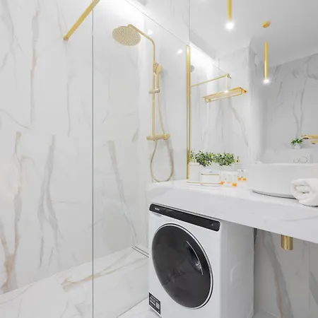 Stylish Grzybowska By Renters Warszawa