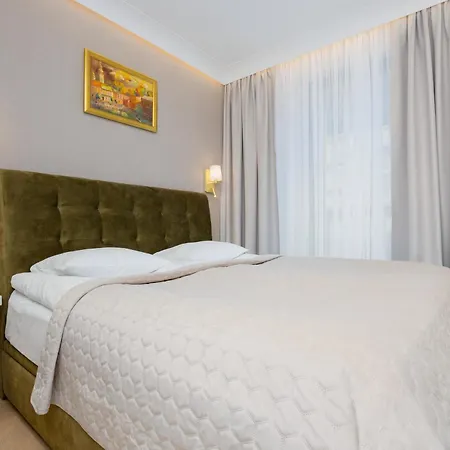 Lejlighed Stylish Grzybowska By Renters *